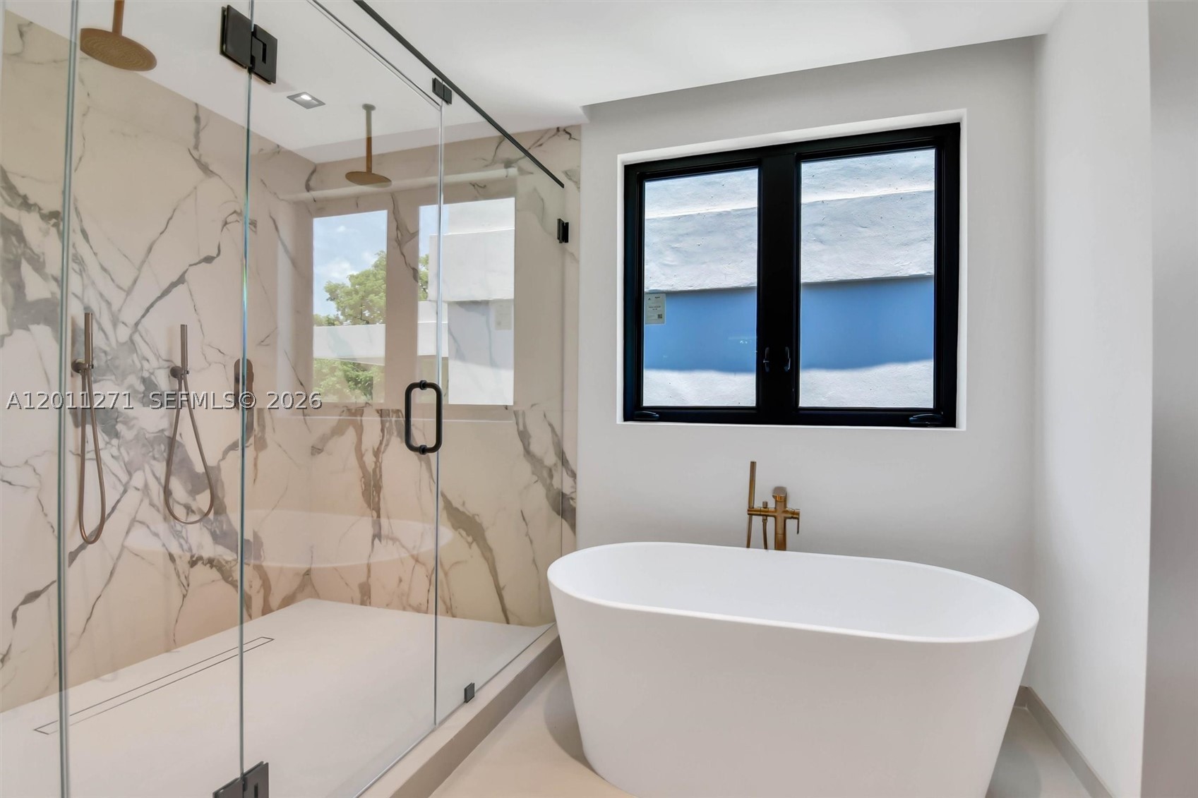 BRICKELL ESTATES - Residential