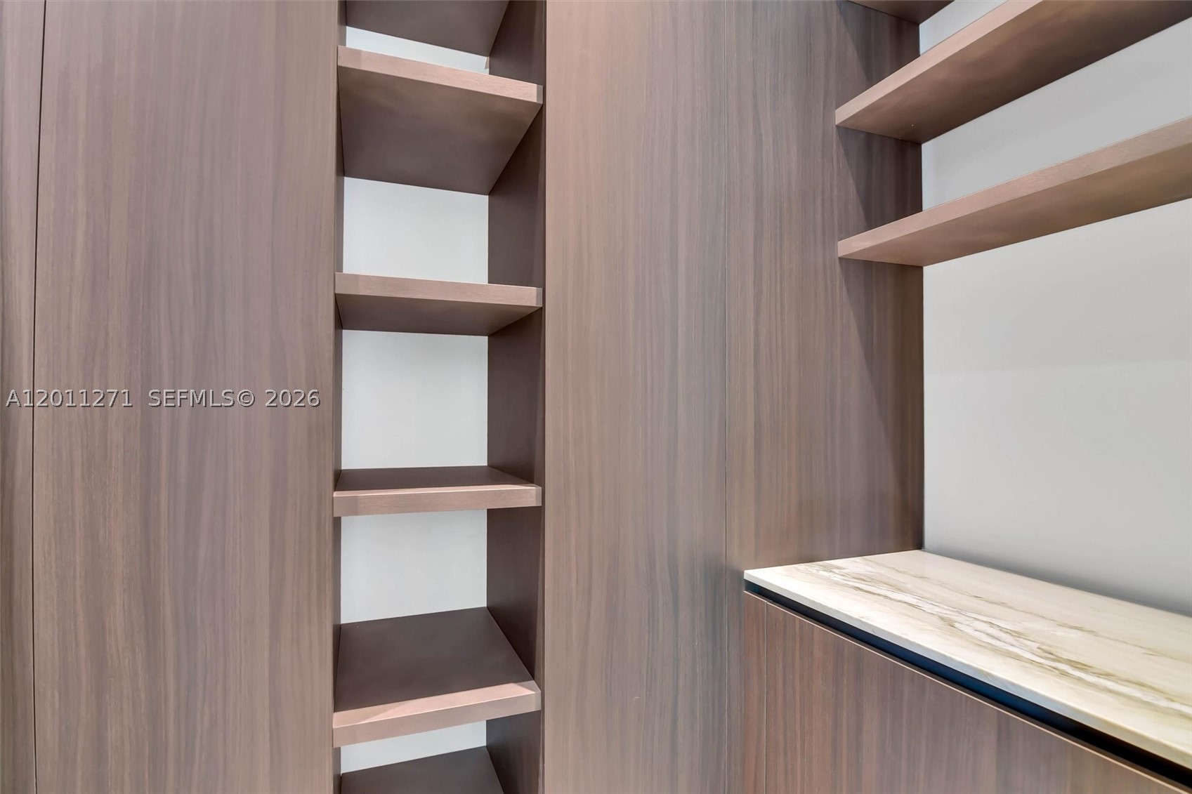 BRICKELL ESTATES - Residential