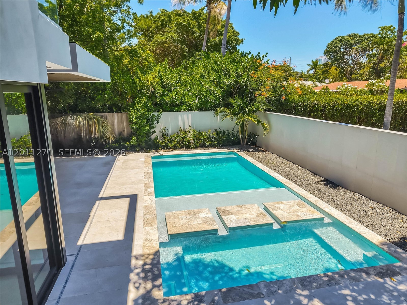 BRICKELL ESTATES - Residential