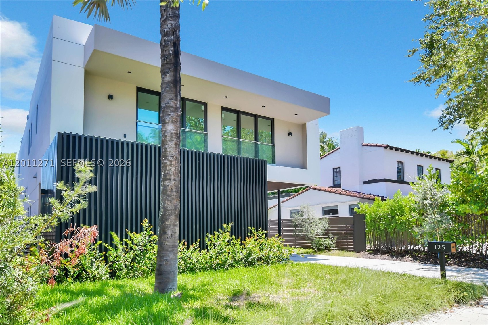 BRICKELL ESTATES - Residential