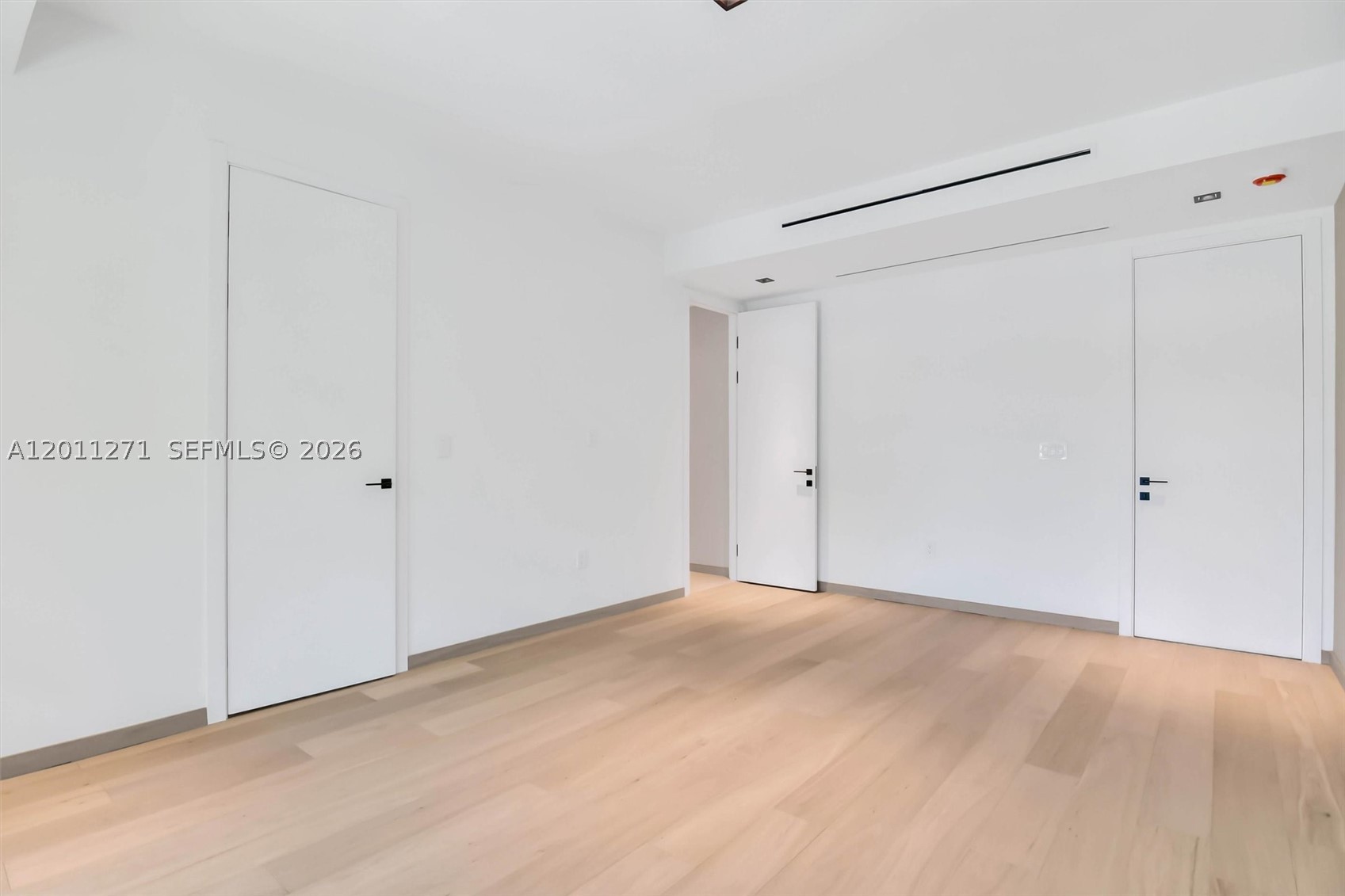 BRICKELL ESTATES - Residential