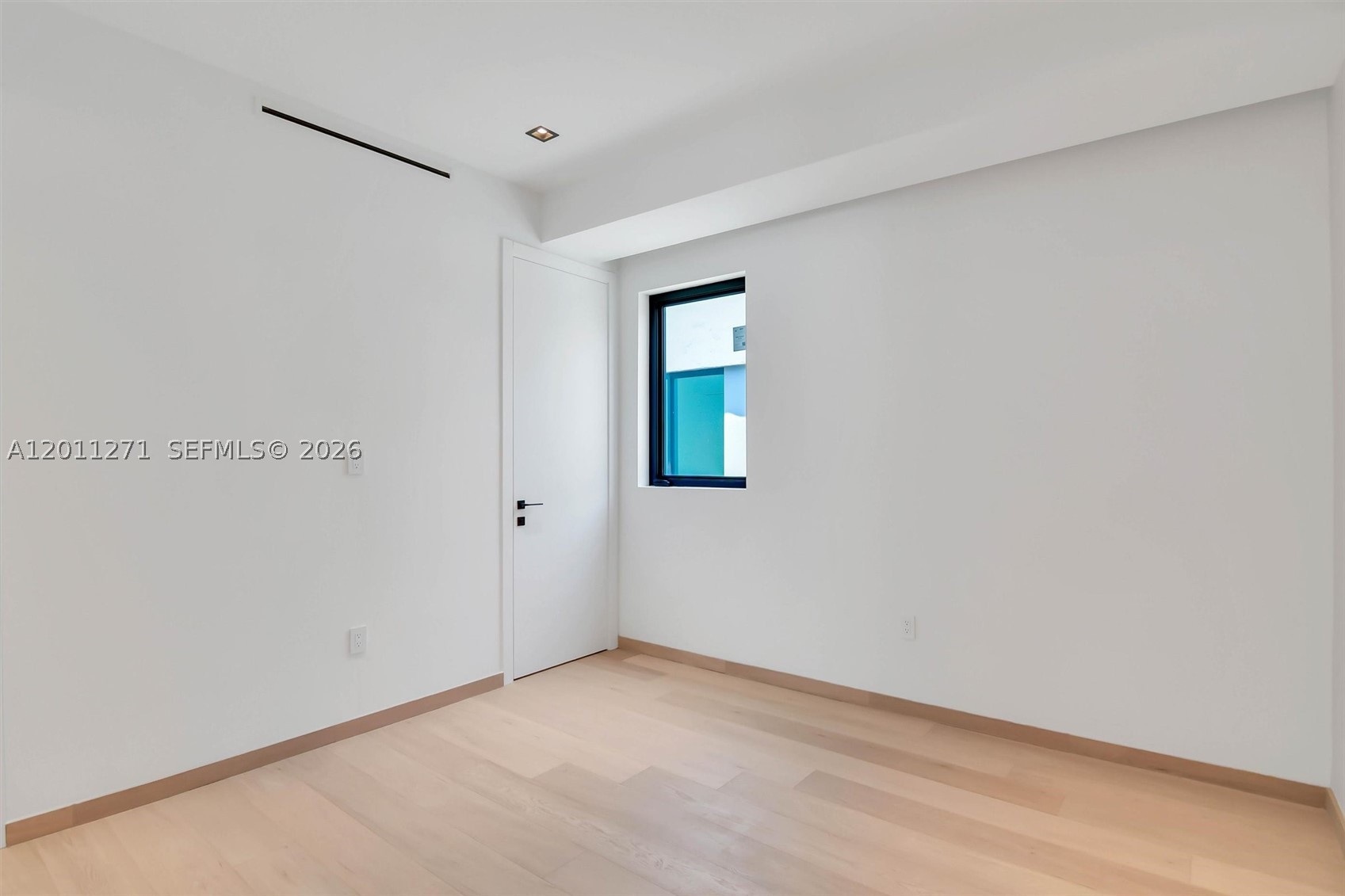 BRICKELL ESTATES - Residential