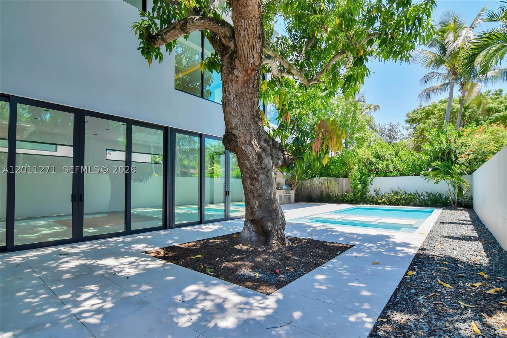 BRICKELL ESTATES - Residential