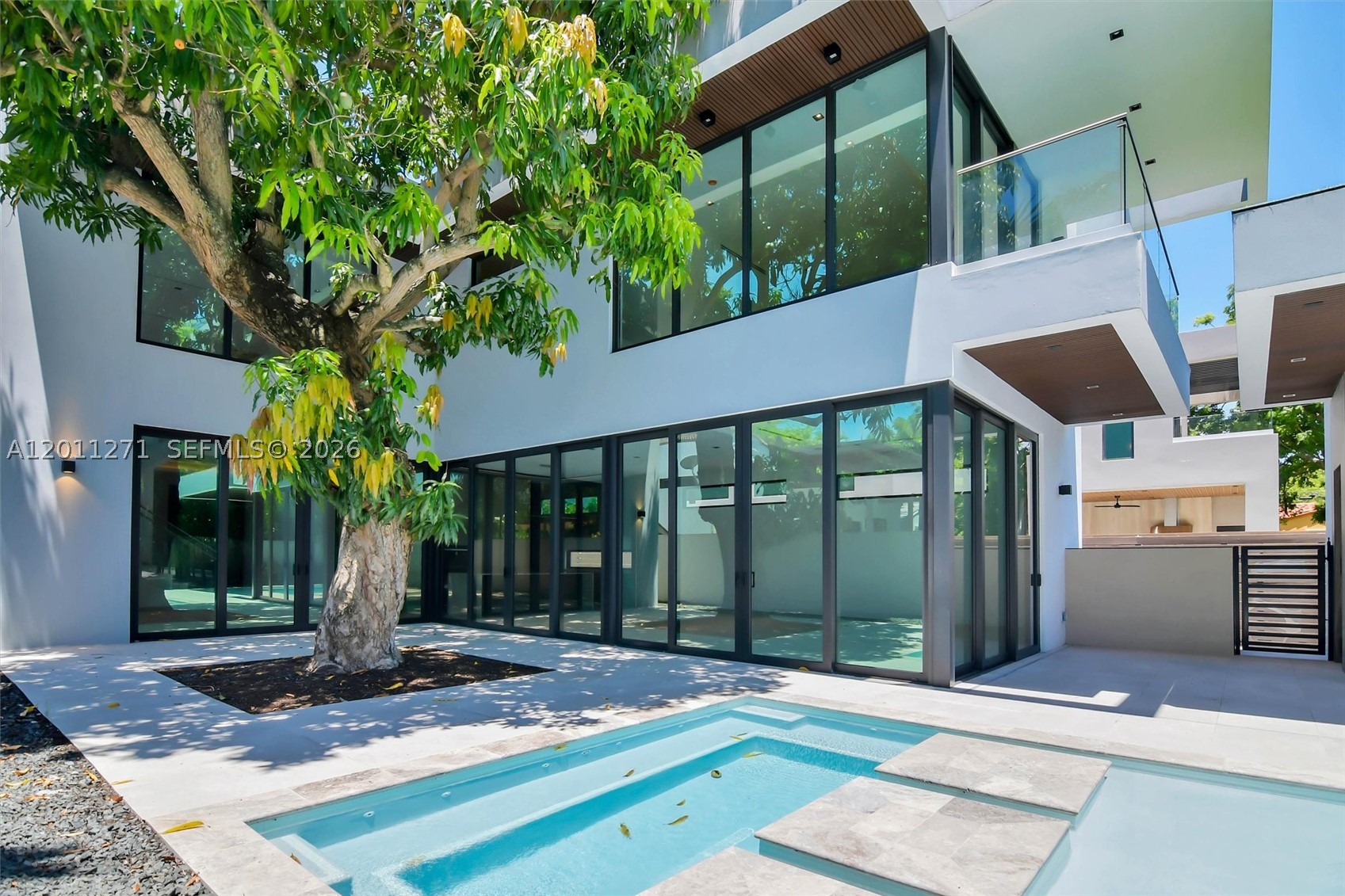BRICKELL ESTATES - Residential