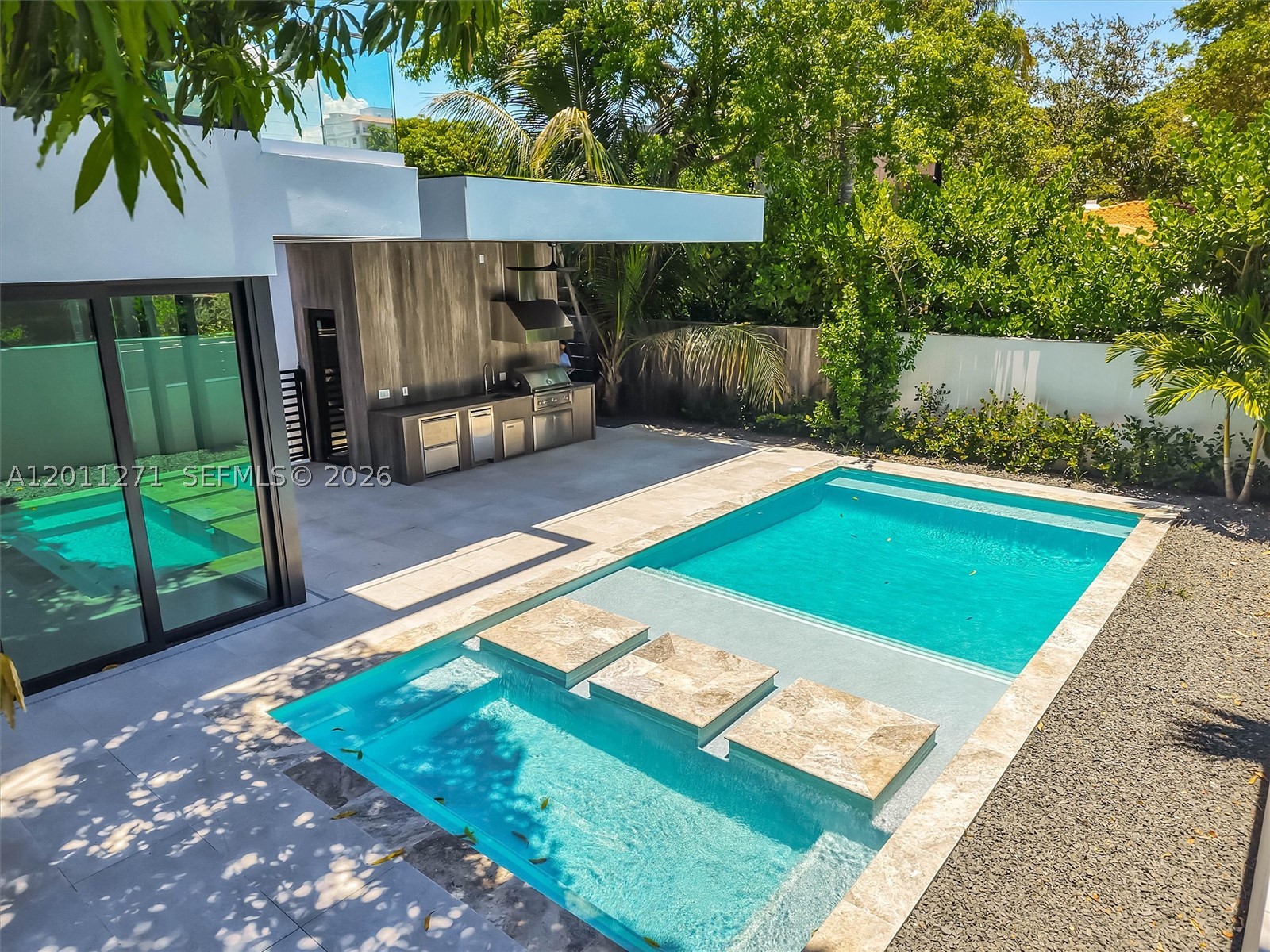 BRICKELL ESTATES - Residential
