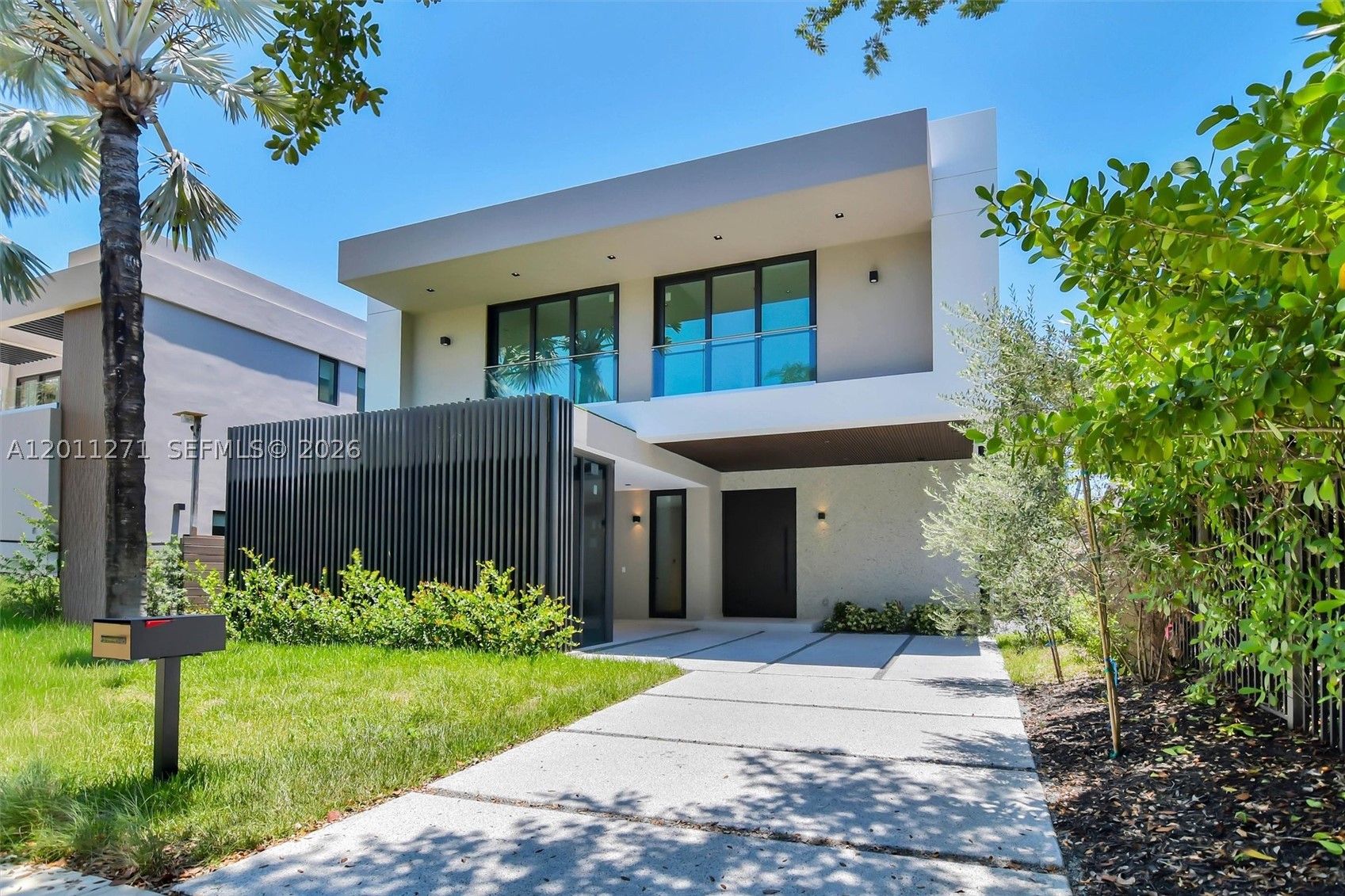 BRICKELL ESTATES - Residential