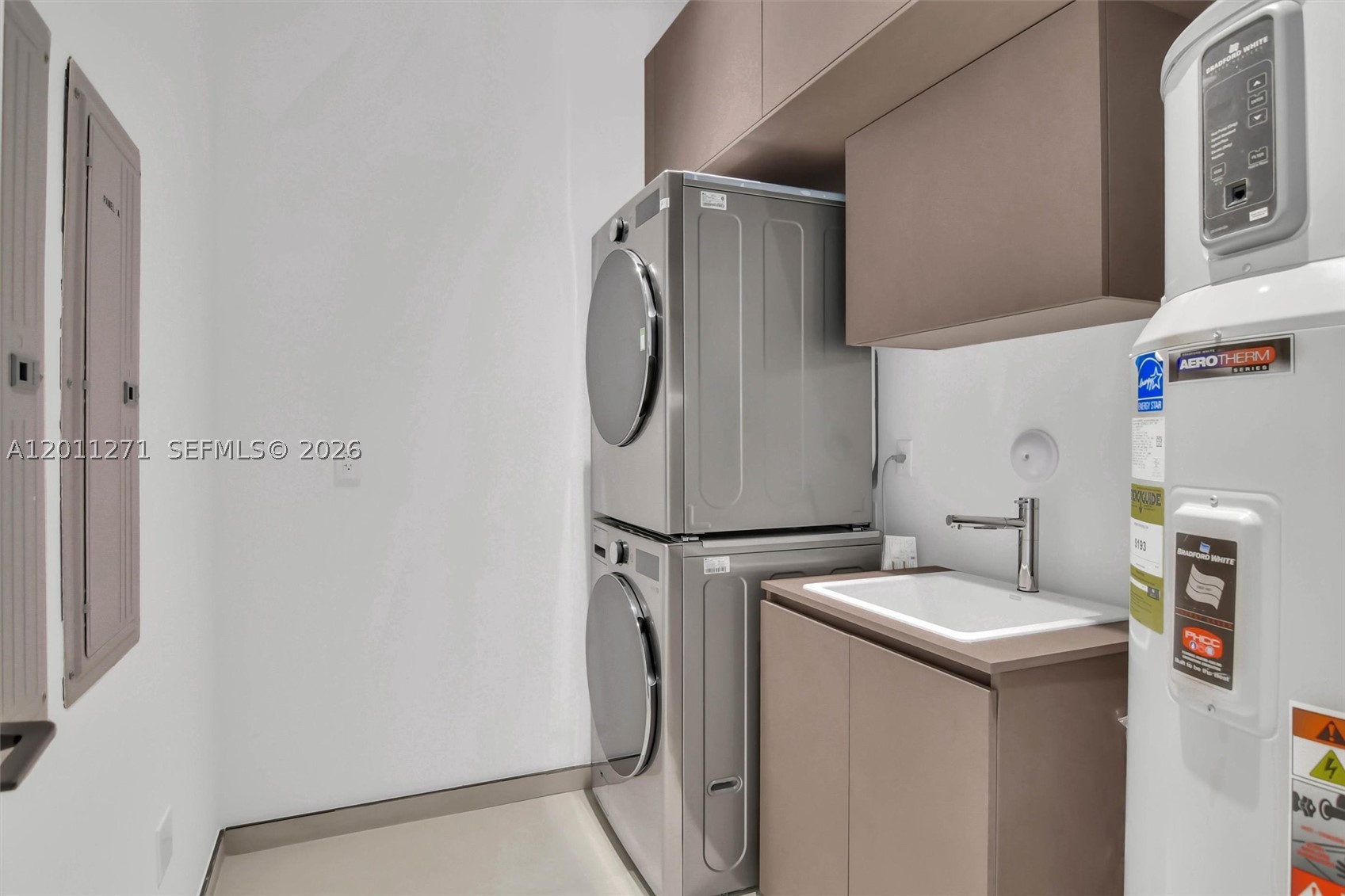 BRICKELL ESTATES - Residential