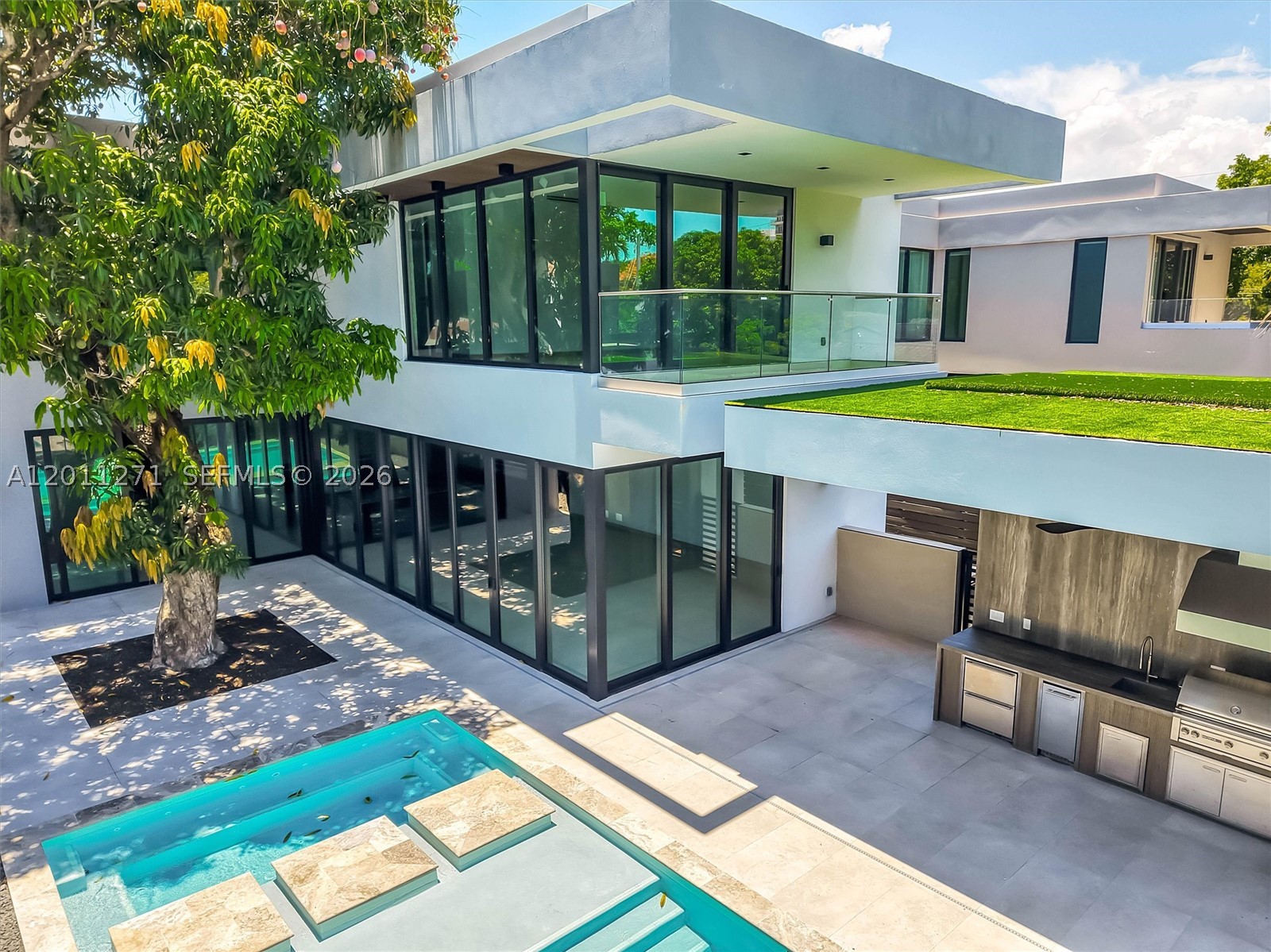 BRICKELL ESTATES - Residential