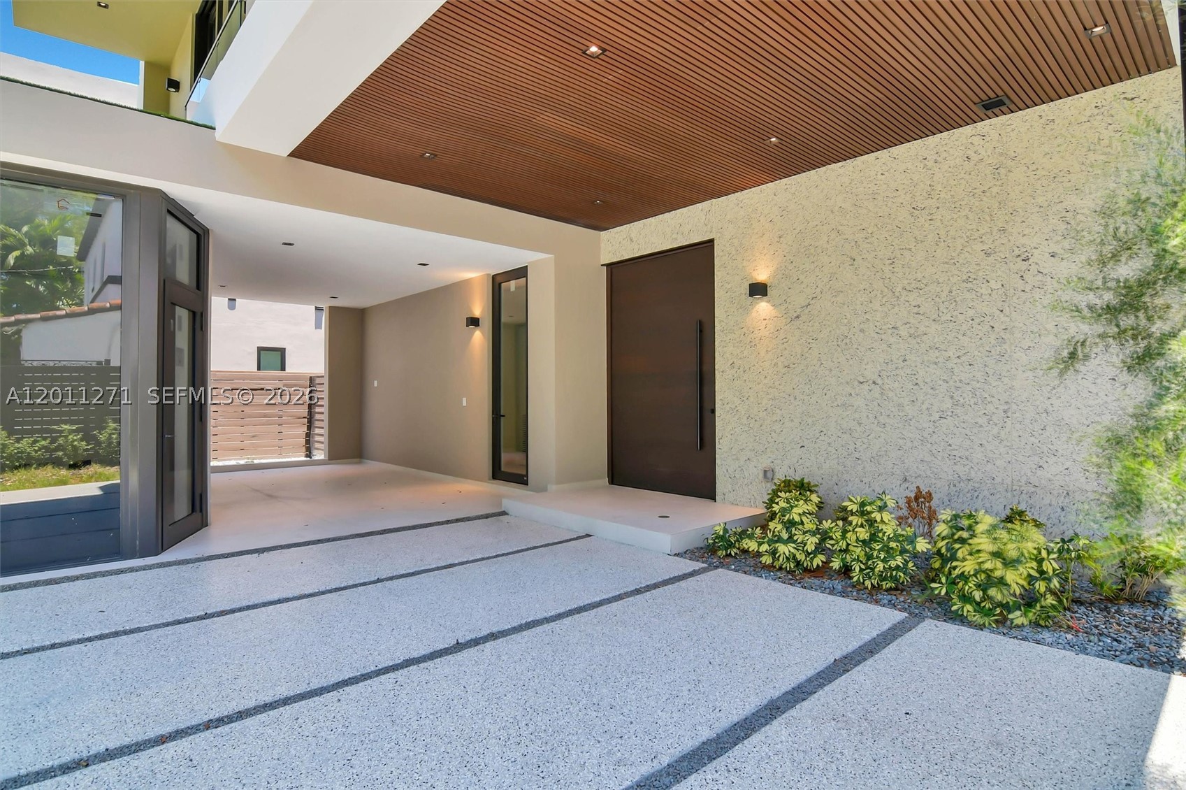 BRICKELL ESTATES - Residential