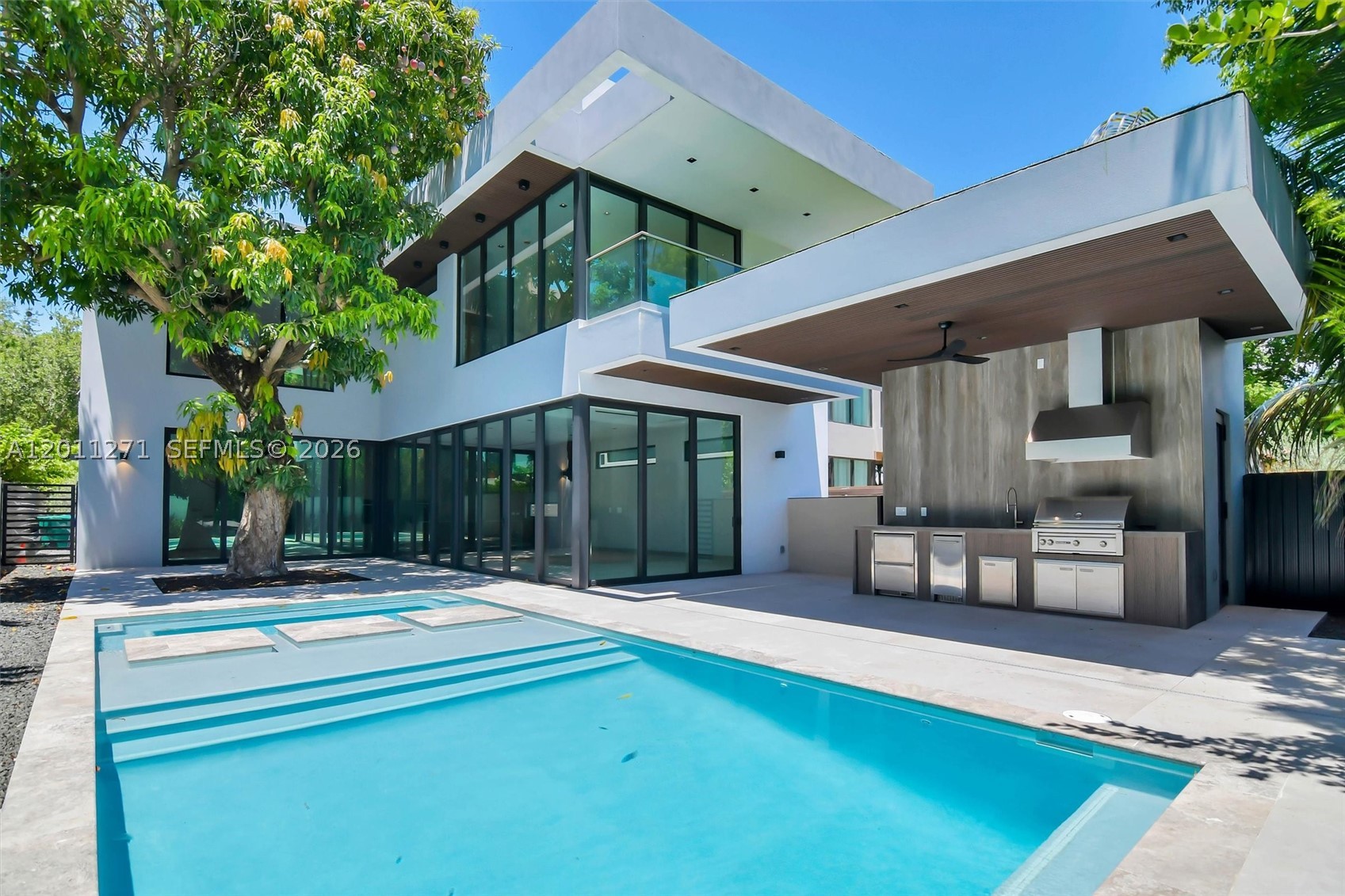 BRICKELL ESTATES - Residential