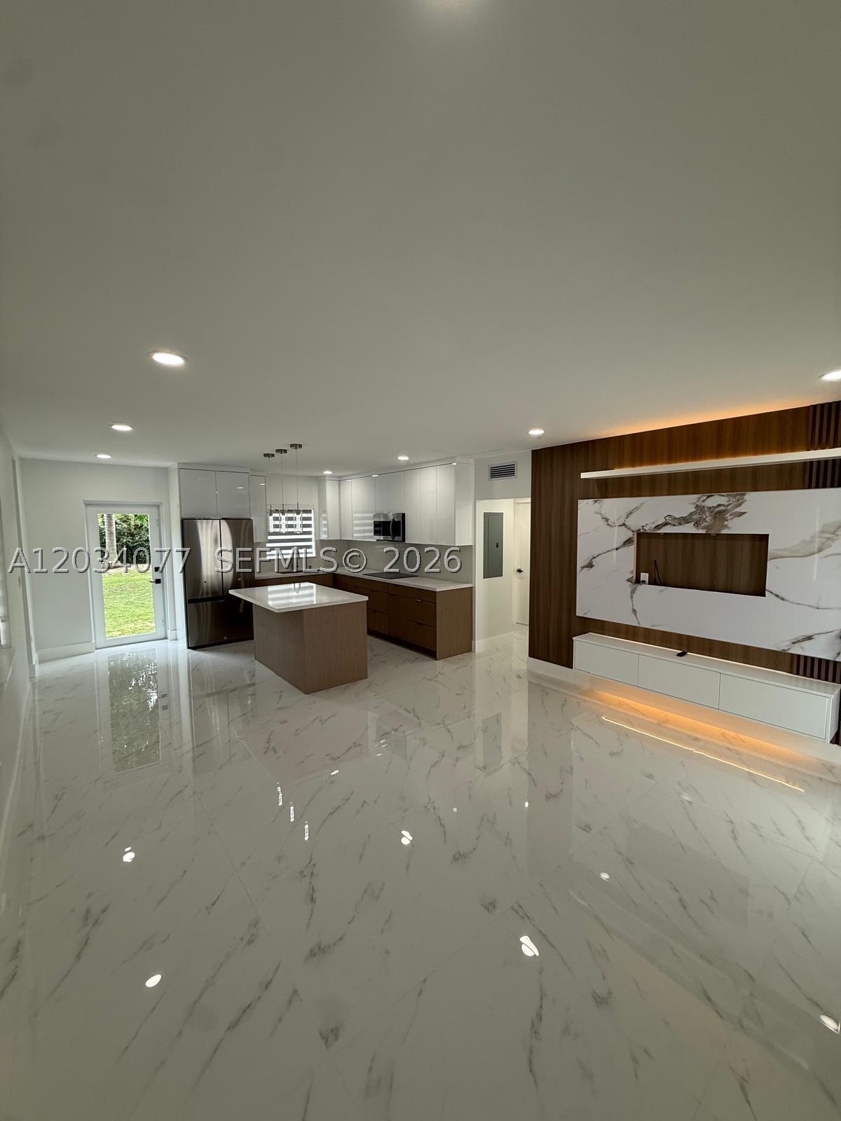 HIALEAH 14TH ADDN REV PL - Residential