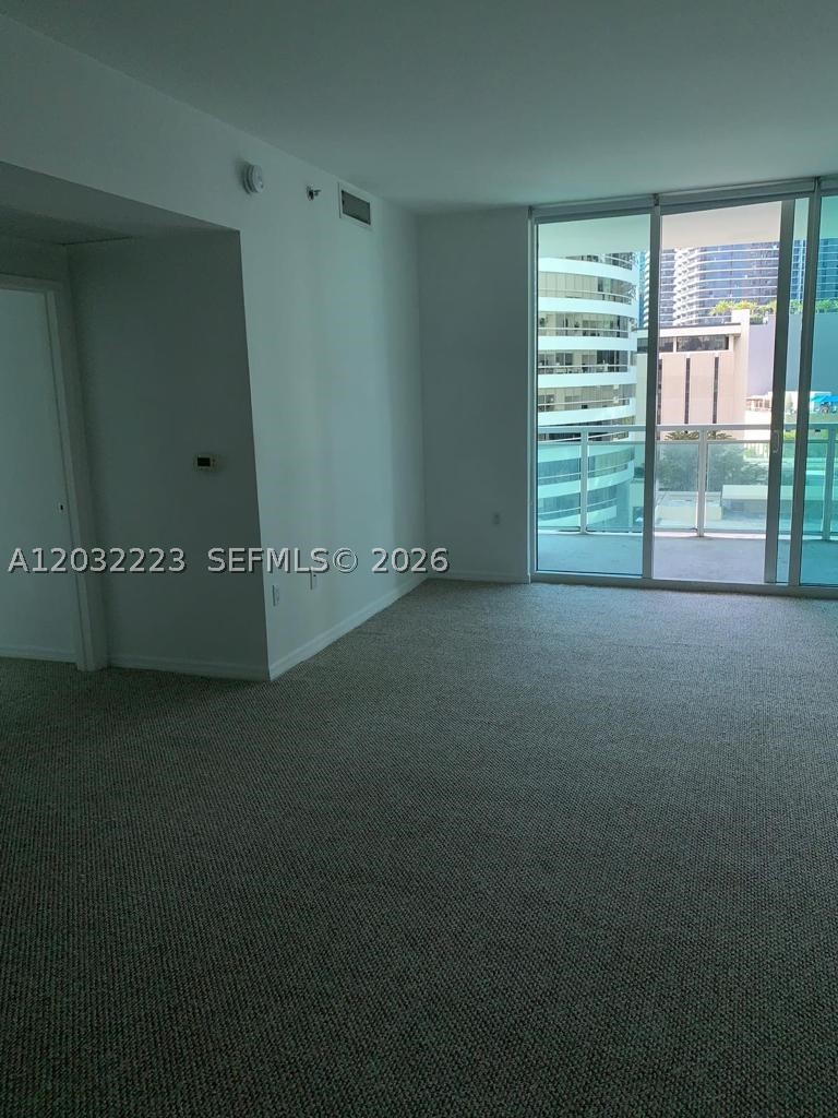 THE PLAZA 851 BRICKELL CO - Residential Lease
