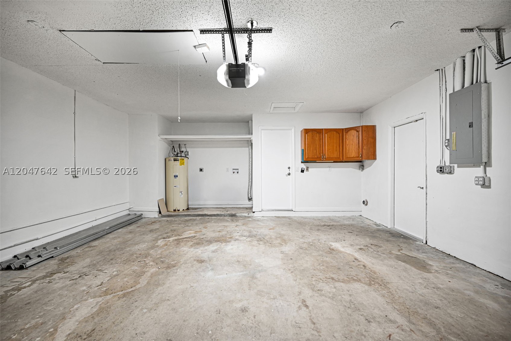 MEADOW WOOD MANOR SEC 6 - Residential