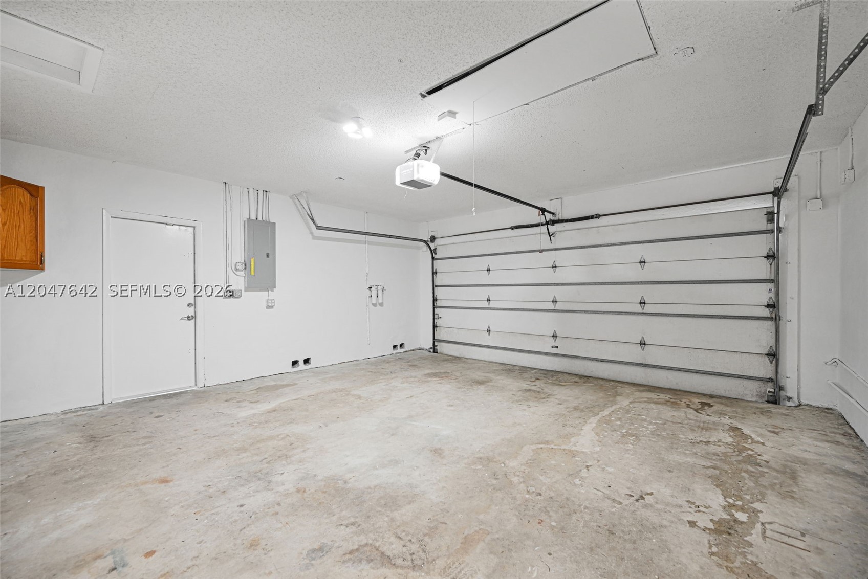 MEADOW WOOD MANOR SEC 6 - Residential