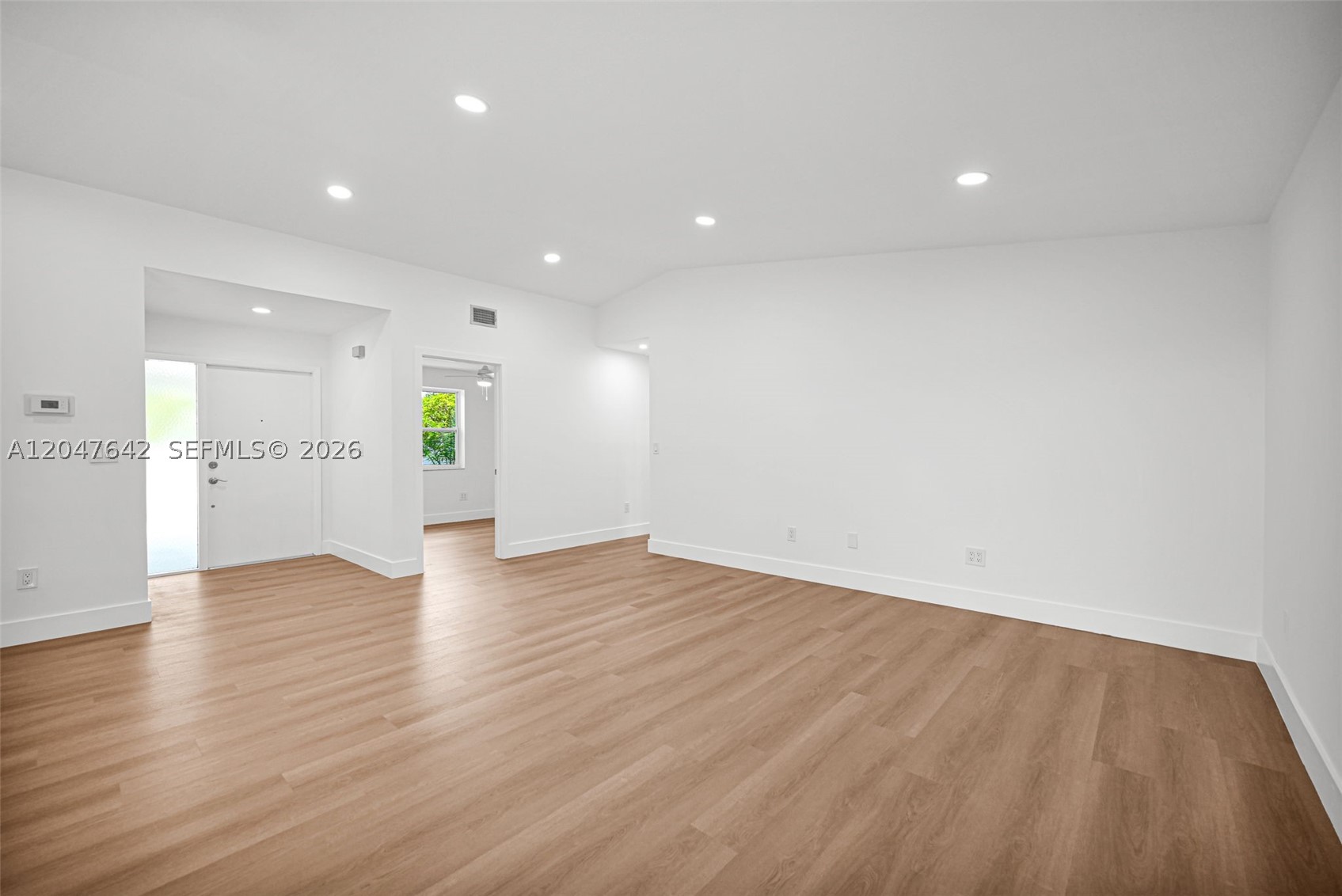 MEADOW WOOD MANOR SEC 6 - Residential