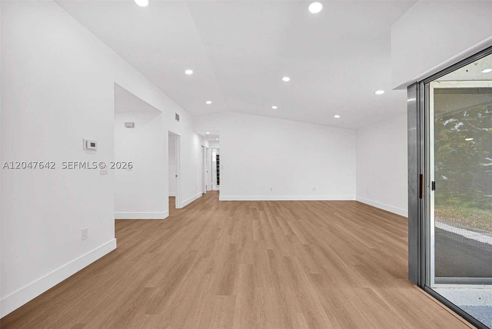 MEADOW WOOD MANOR SEC 6 - Residential