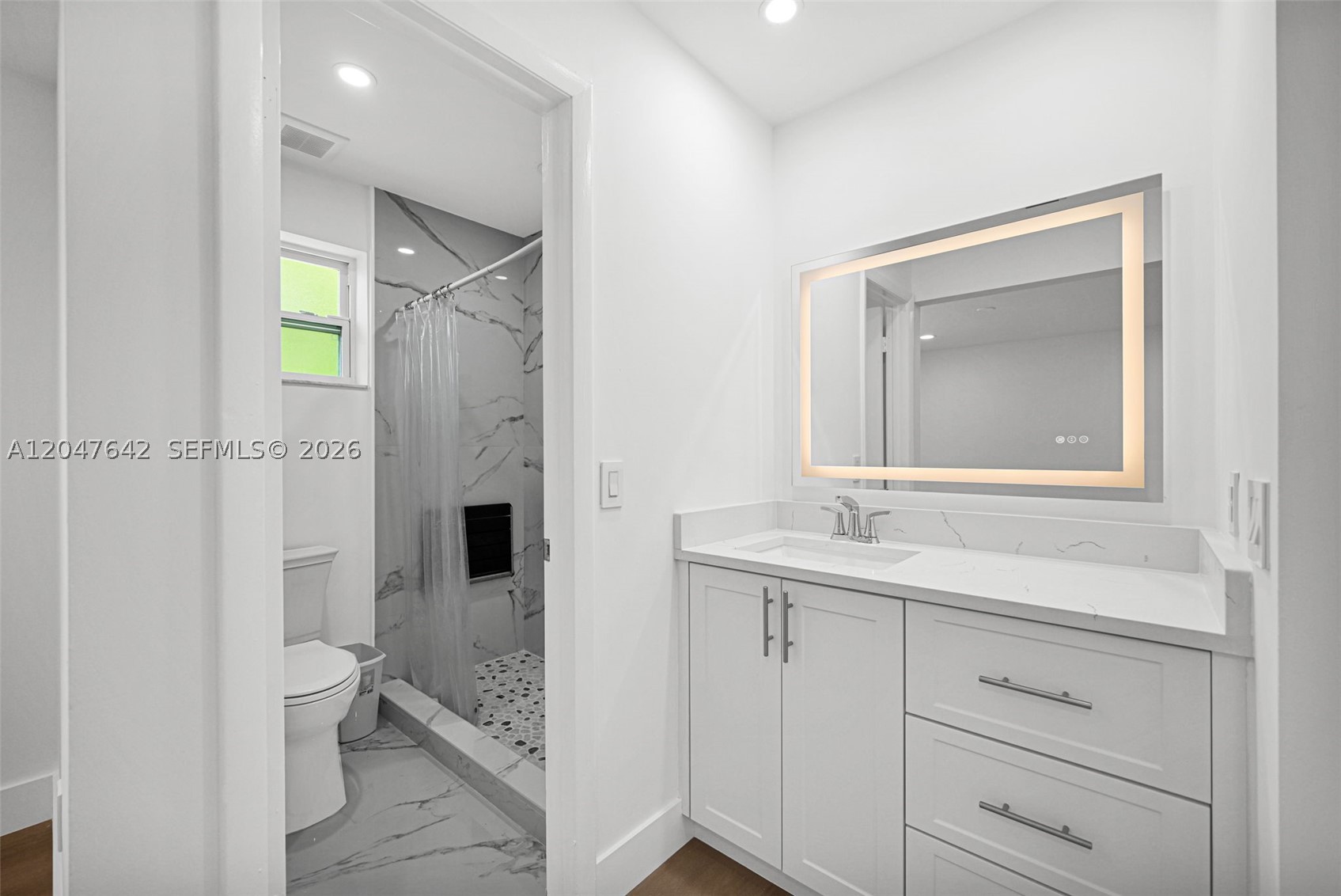MEADOW WOOD MANOR SEC 6 - Residential