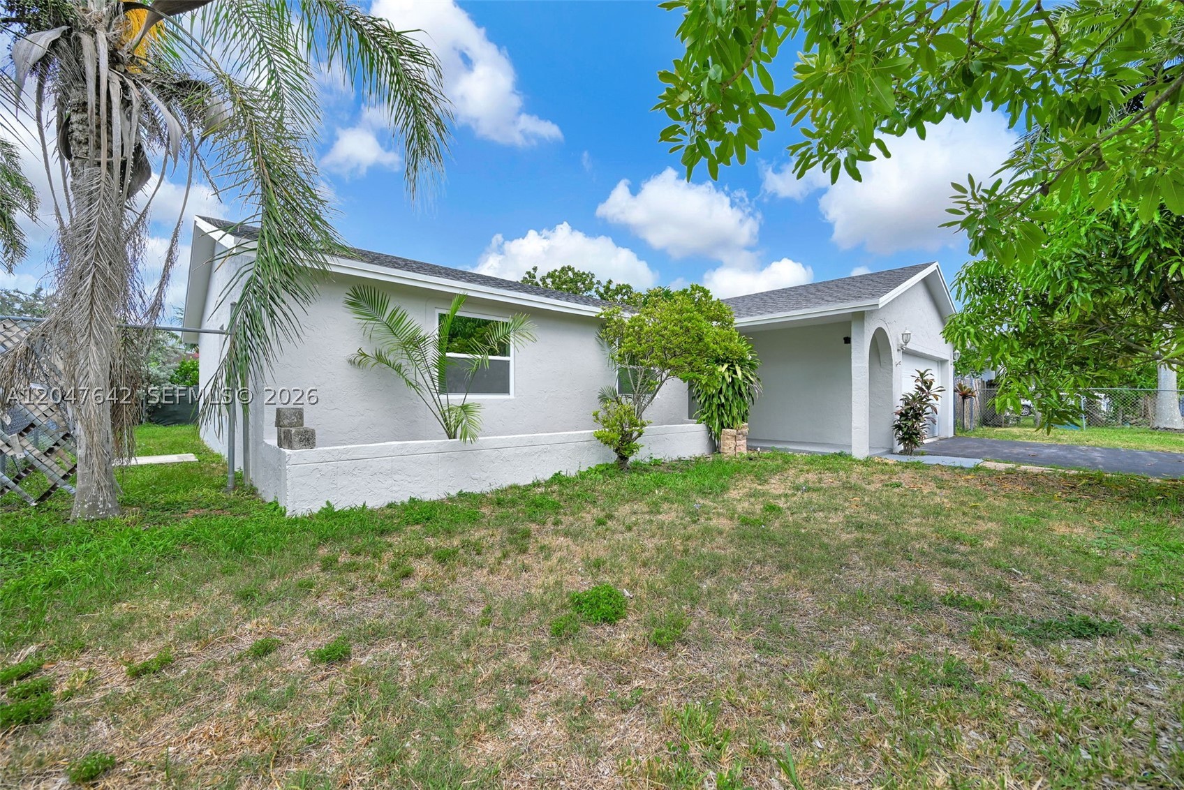 MEADOW WOOD MANOR SEC 6 - Residential