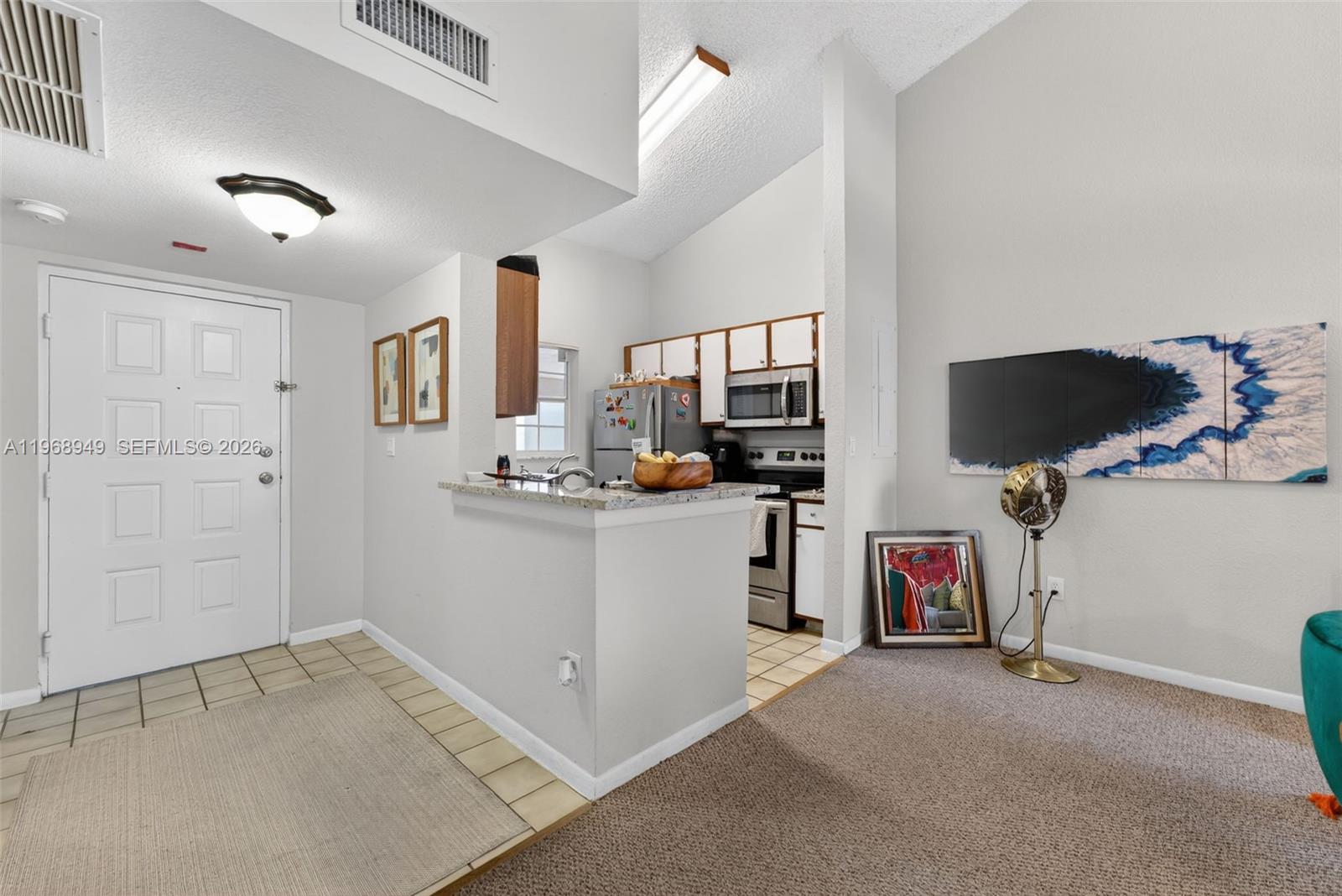 LAKEVIEW CLUB CONDO - Residential
