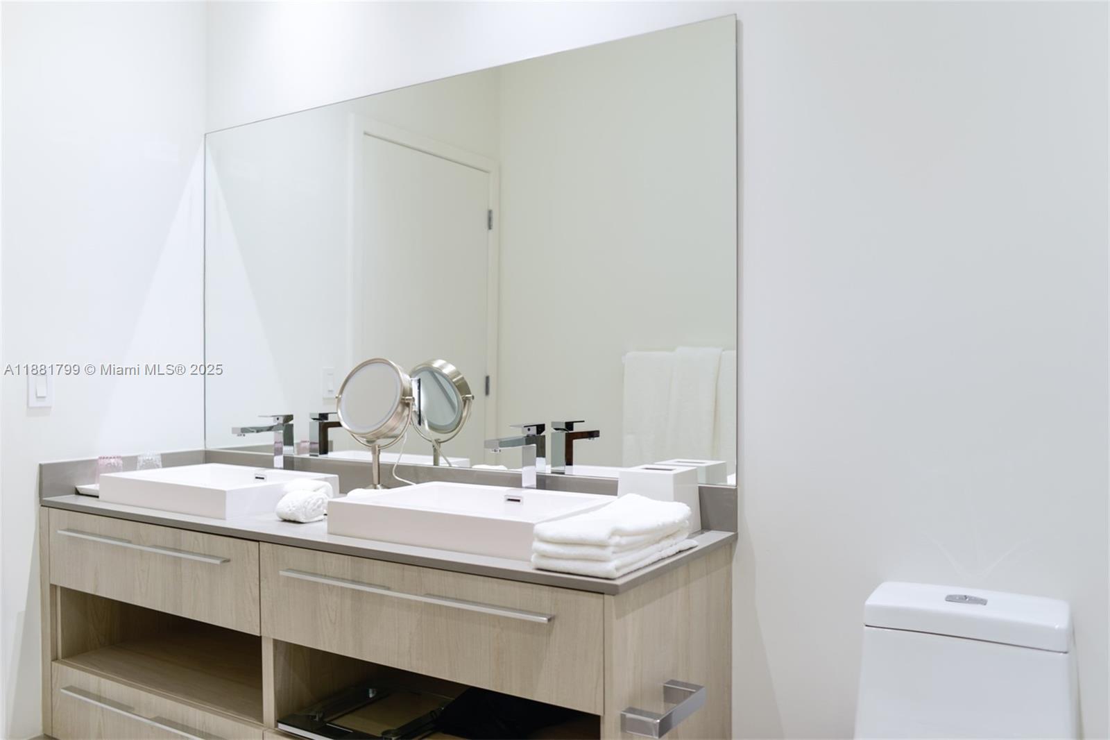 4010 SOUTH OCEAN - Residential