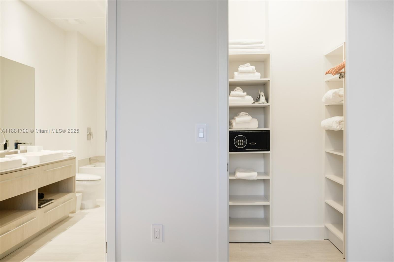4010 SOUTH OCEAN - Residential