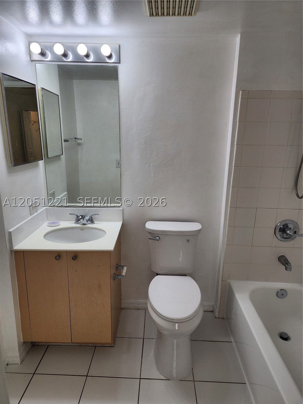 AVENTINE AT MIRAMAR - Residential Lease