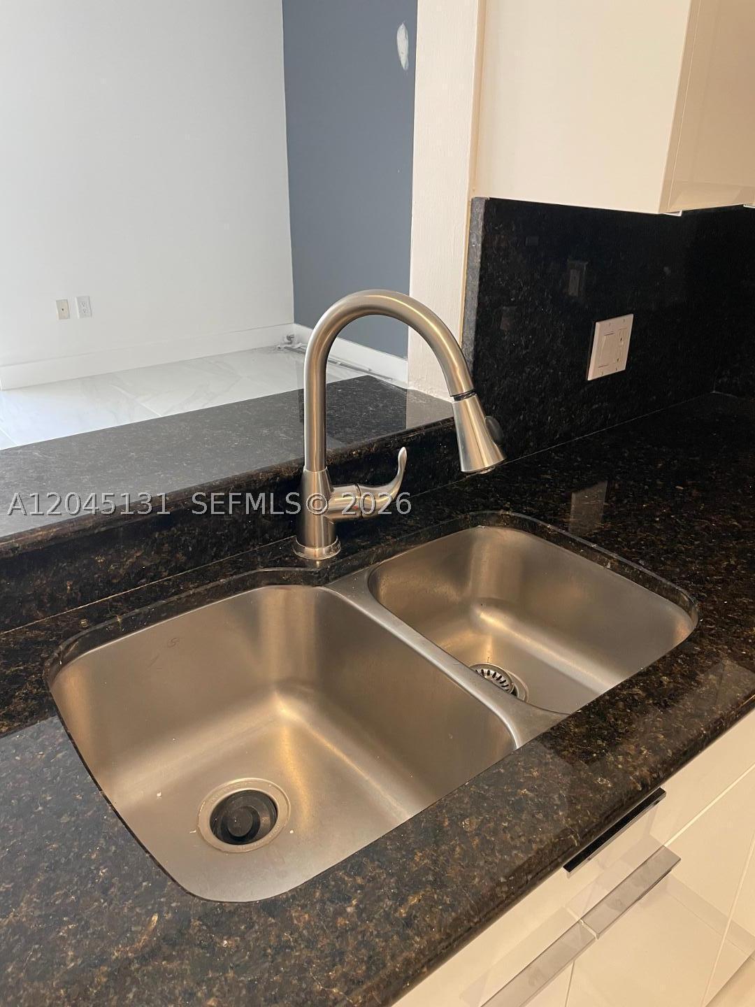 FORTUNE HOUSE CONDO - Residential Lease