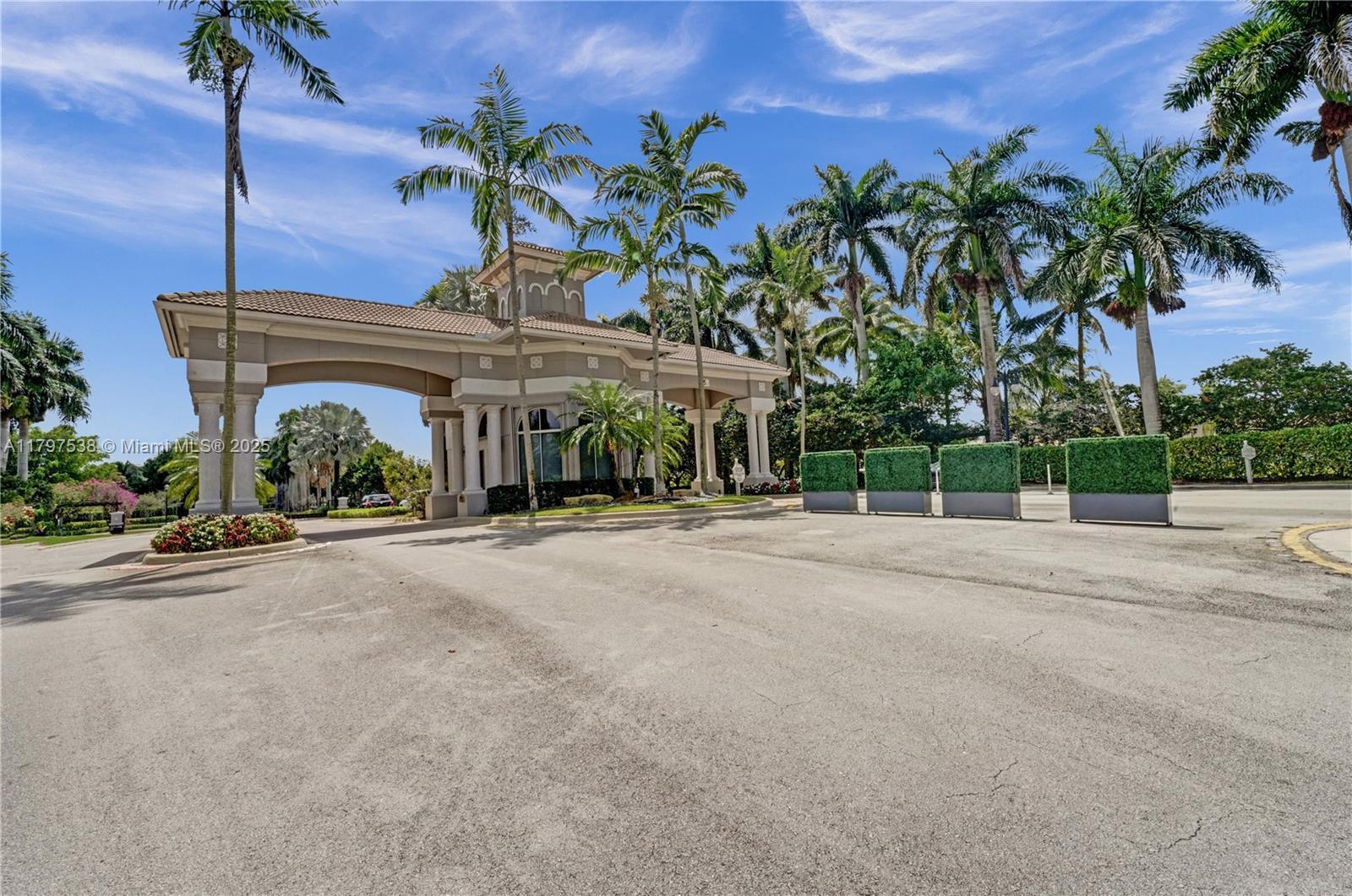 ISLES AT WESTON - Residential