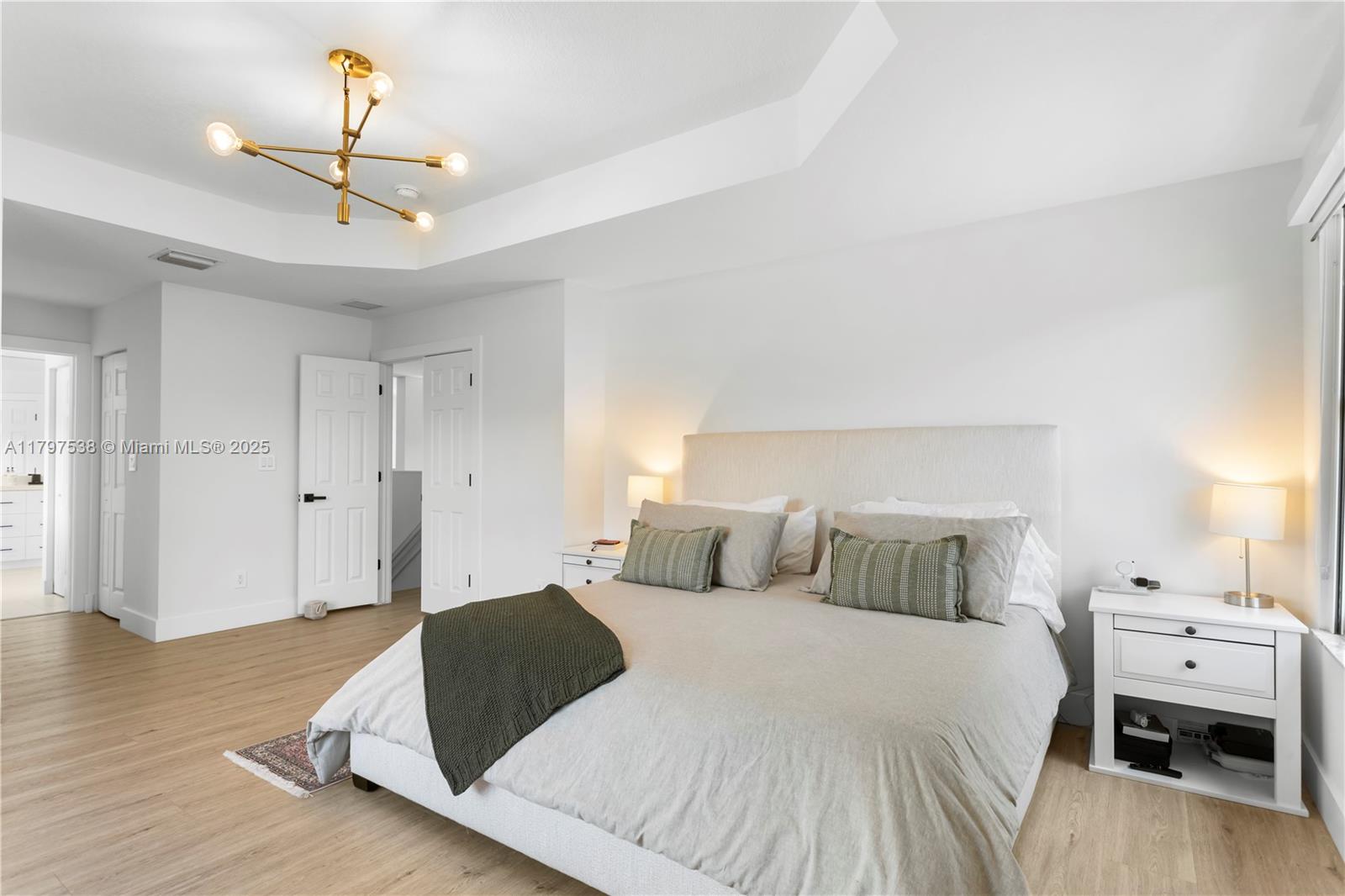 ISLES AT WESTON - Residential