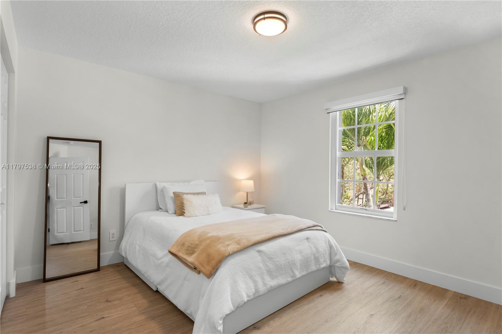 ISLES AT WESTON - Residential