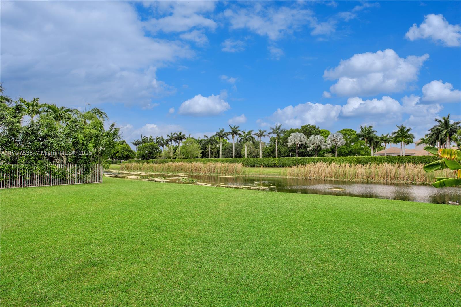 ISLES AT WESTON - Residential