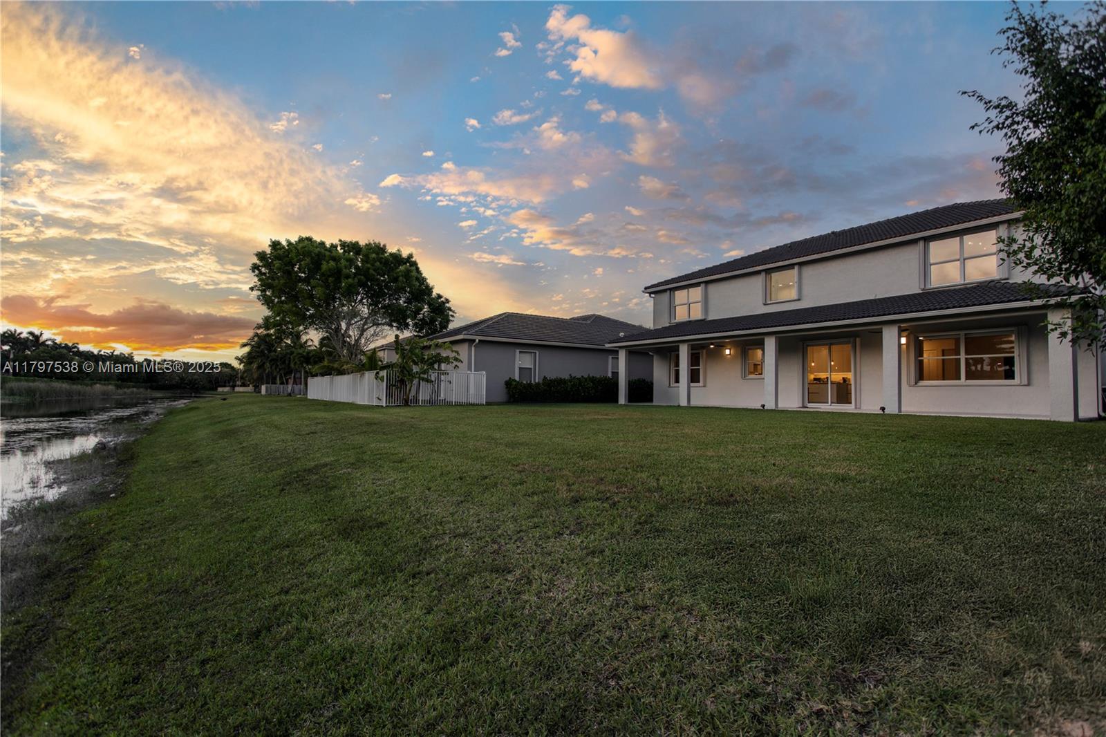 ISLES AT WESTON - Residential