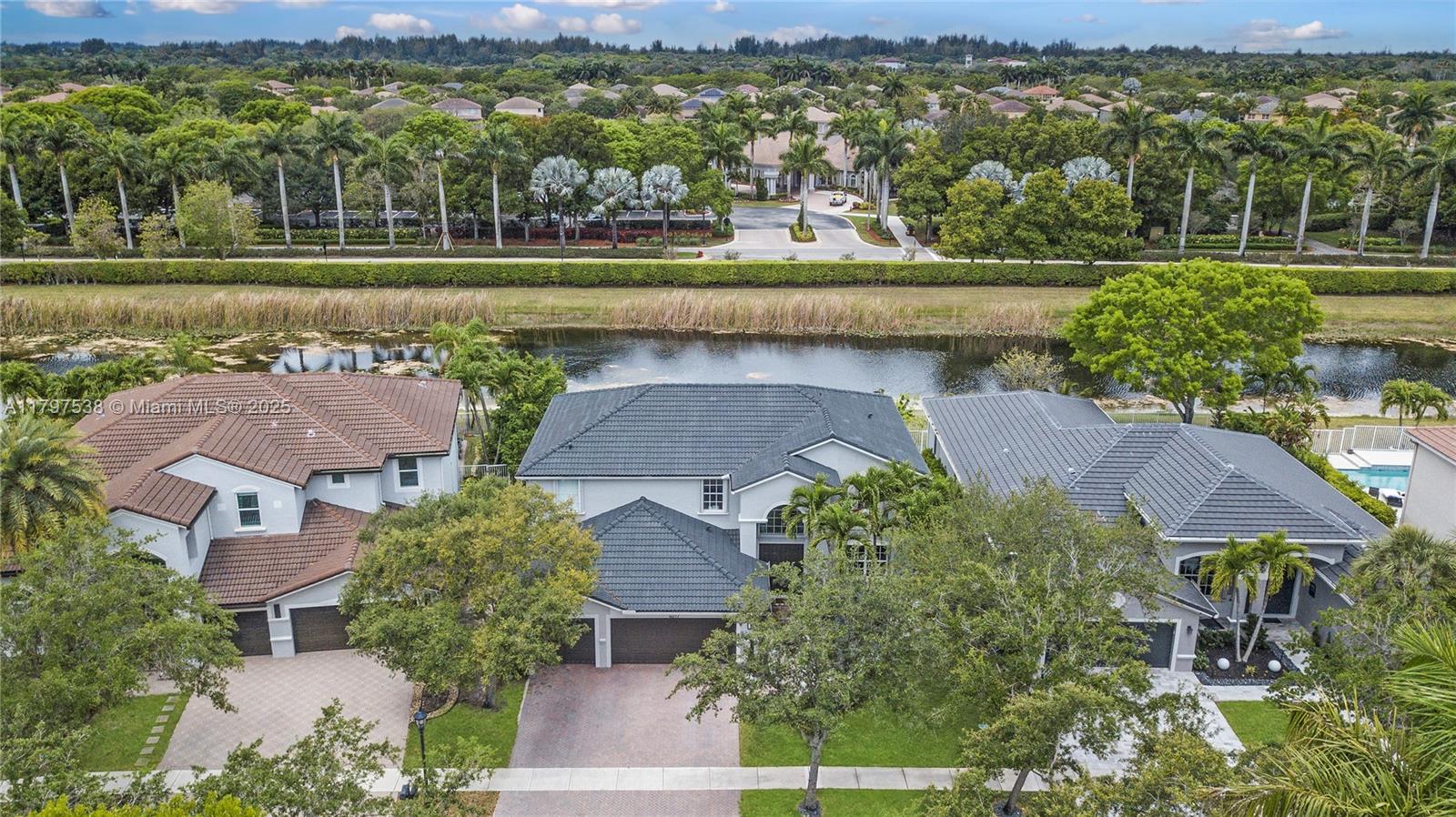ISLES AT WESTON - Residential
