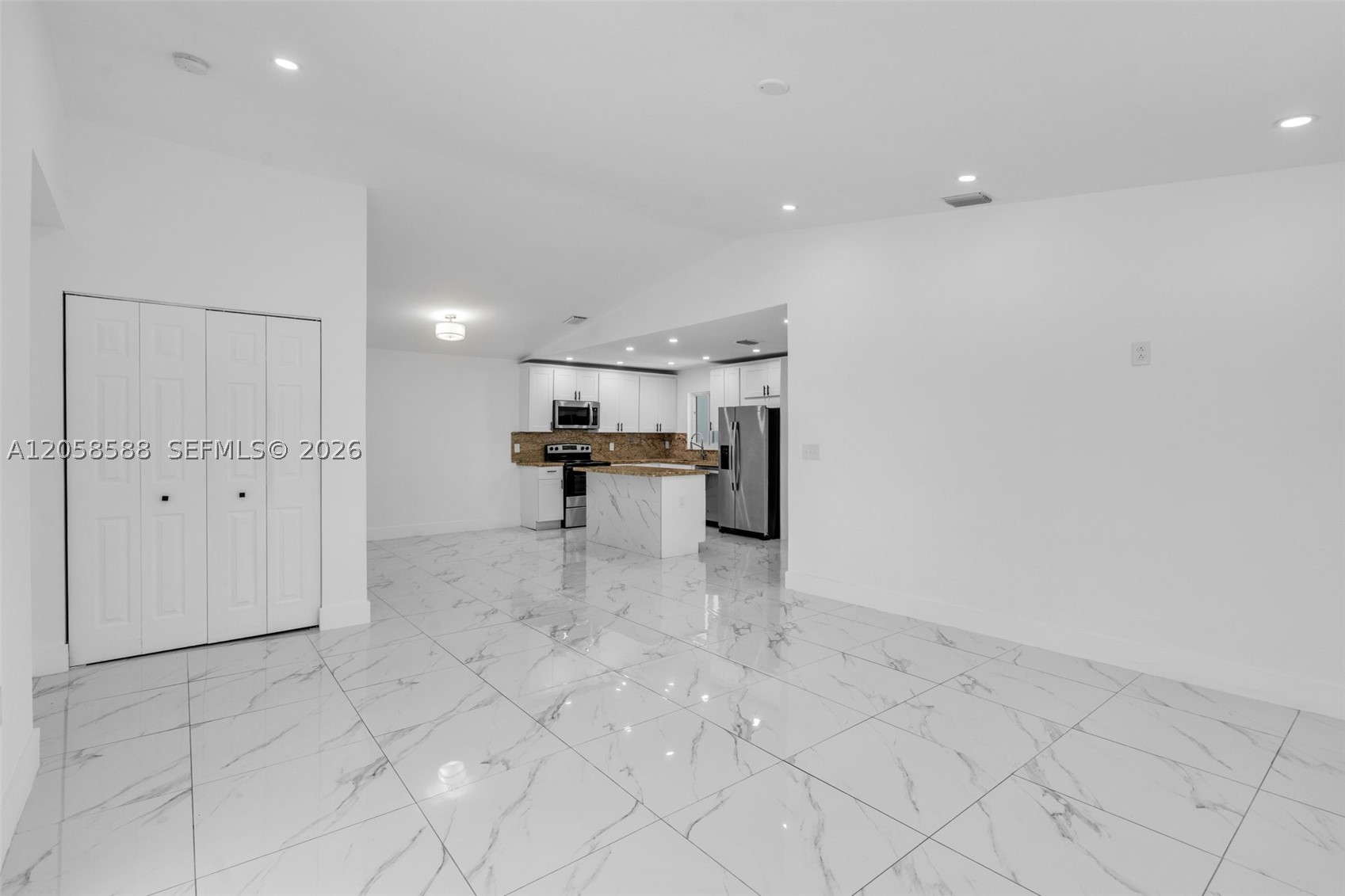 GOLDEN GARDENS SEC 6 - Residential