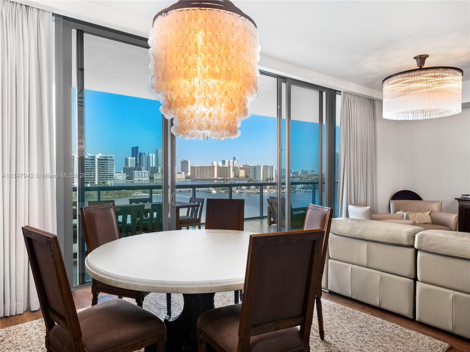 ECHO CONDO - Residential