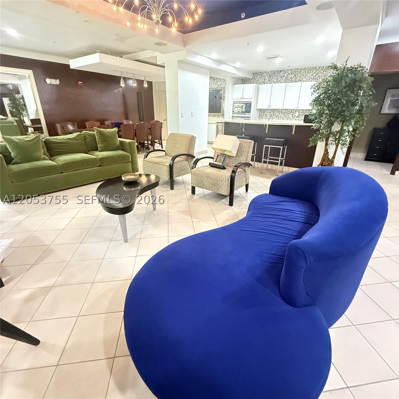 VALENCIA CONDO - Residential Lease