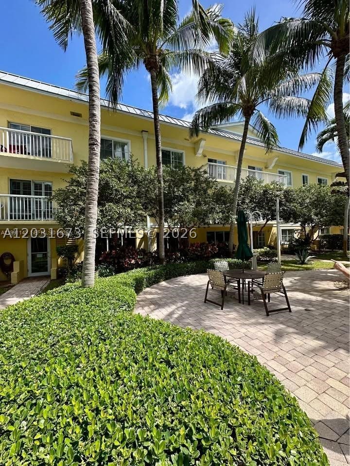 PINE CREST VILLAGE II AT - Residential Lease