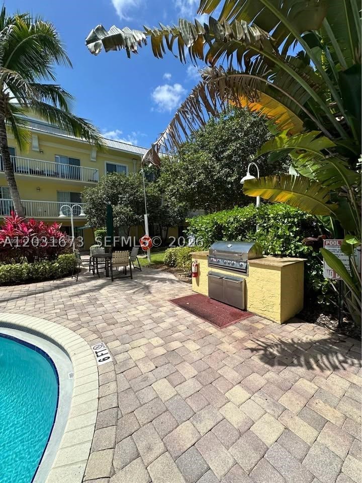 PINE CREST VILLAGE II AT - Residential Lease