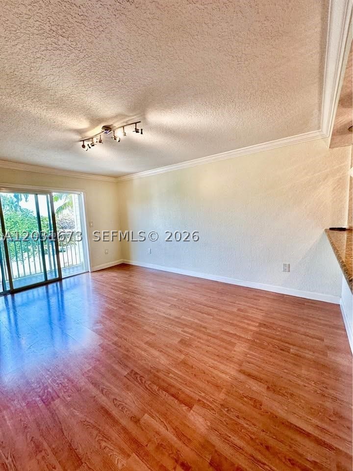 PINE CREST VILLAGE II AT - Residential Lease