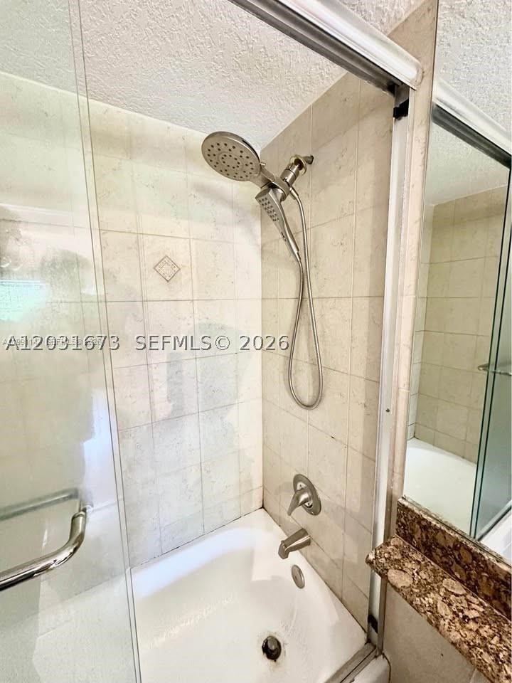 PINE CREST VILLAGE II AT - Residential Lease