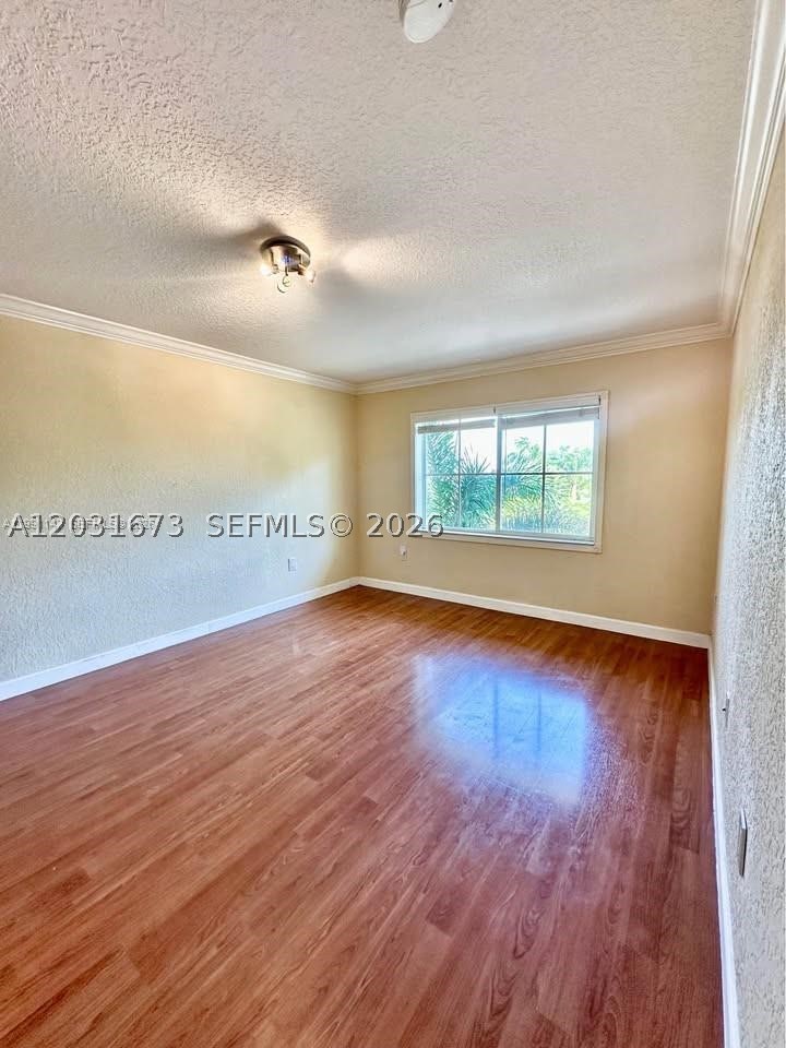 PINE CREST VILLAGE II AT - Residential Lease