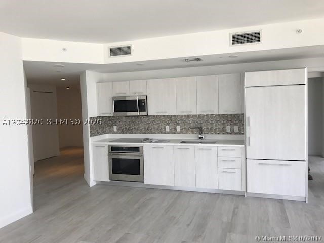 BRICKELL HEIGHTS WEST CON - Residential Lease