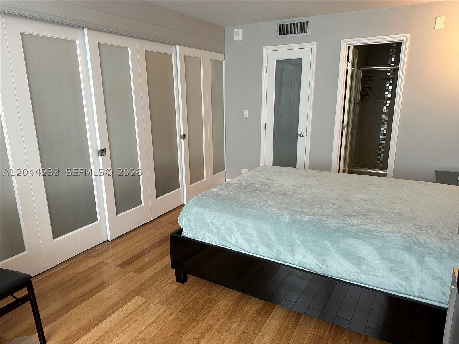 MAISON GRANDE CONDO - Residential