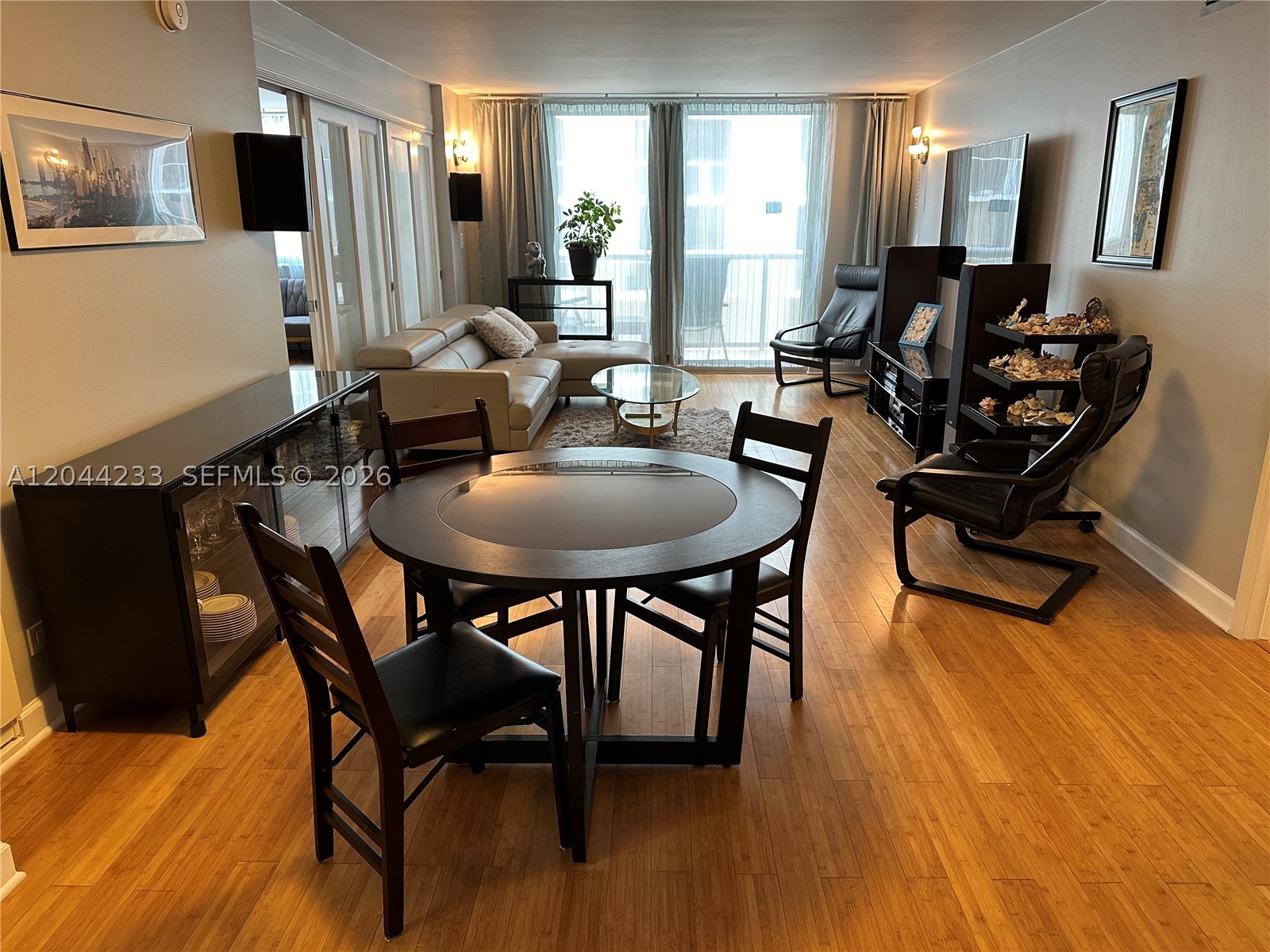 MAISON GRANDE CONDO - Residential