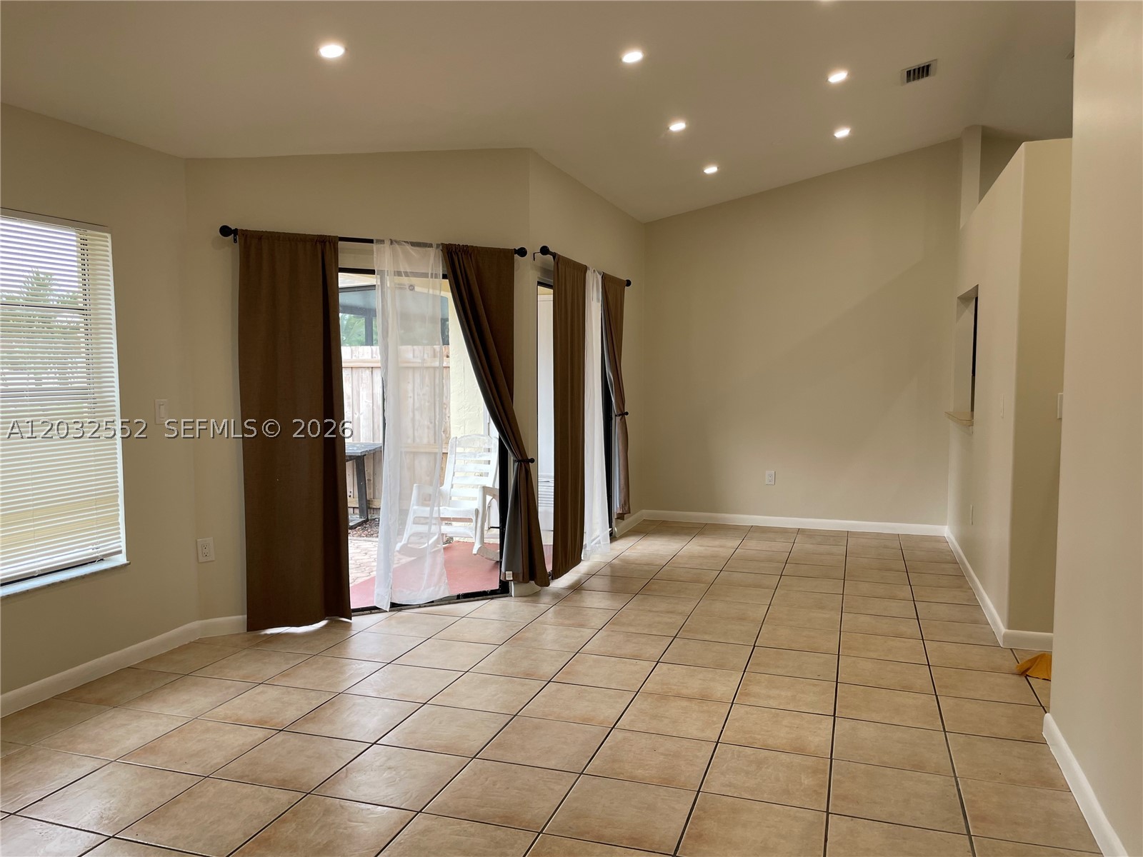 SAN REMO - Residential Lease