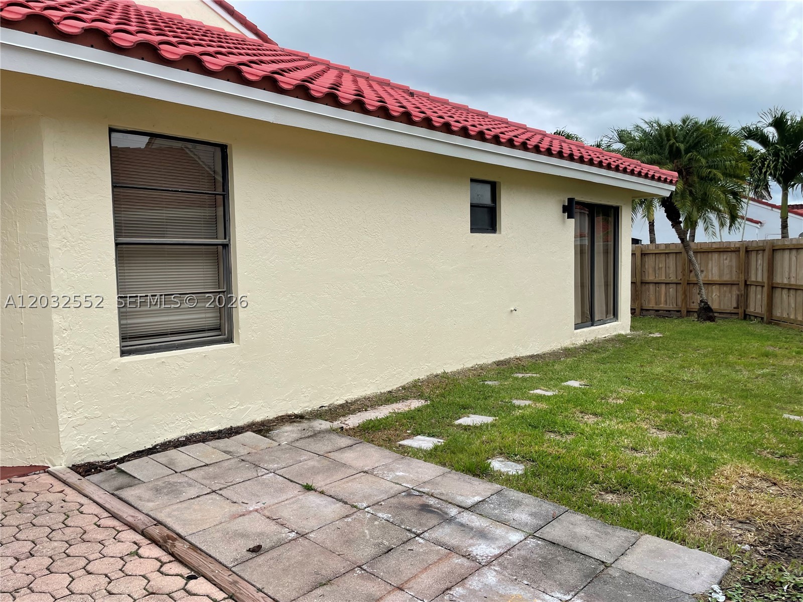 SAN REMO - Residential Lease