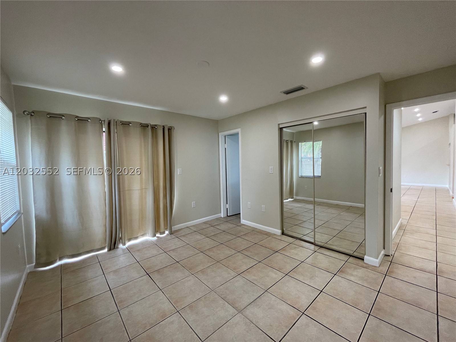 SAN REMO - Residential Lease
