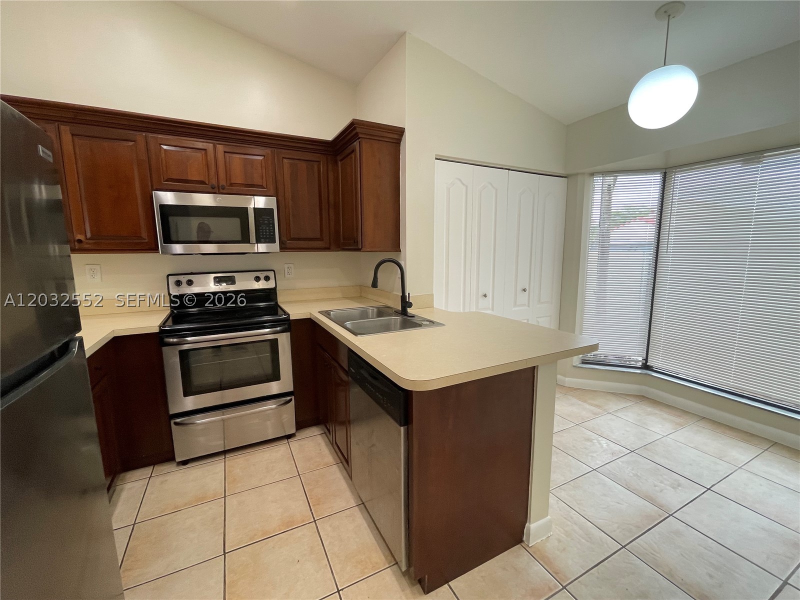 SAN REMO - Residential Lease