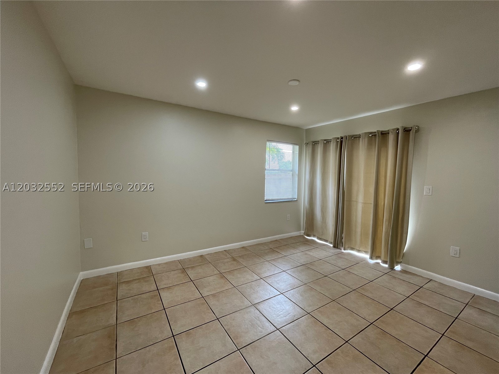 SAN REMO - Residential Lease