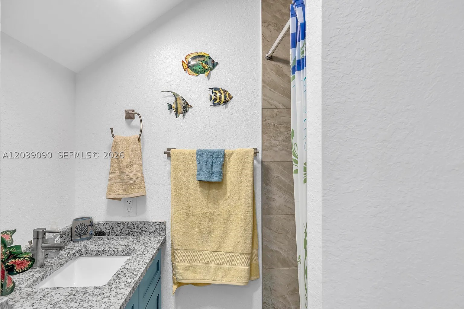 OCEAN ISLES FISHING VILLA - Residential